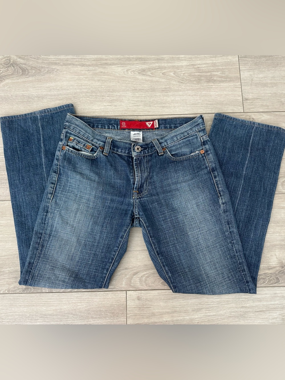 Guess Low rise straight leg jeans